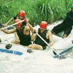 Bali International Rafting - paddle on